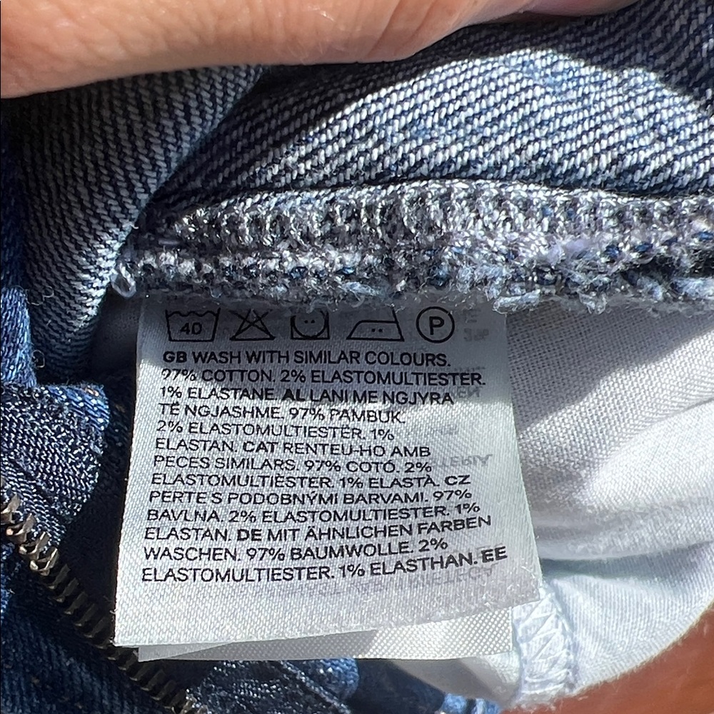 H&M Light Blue Flare & Wide Leg Jeans - Picture 3 of 3
